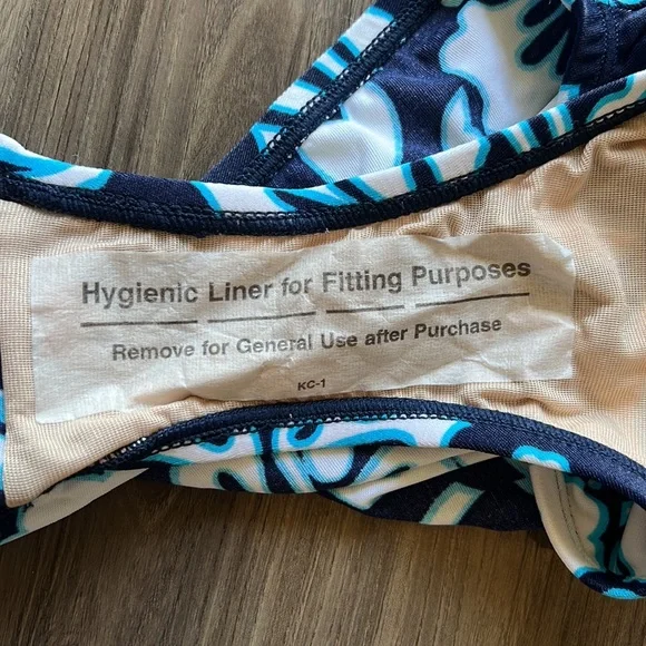 Speedo Two Piece Bikini Swimsuit - Picture 8 of 10